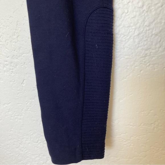 Athleta Ponte Moto 2.0 in Navy Blue with Rose Gold Zipper Pockets, Size 2 - Picture 7 of 7